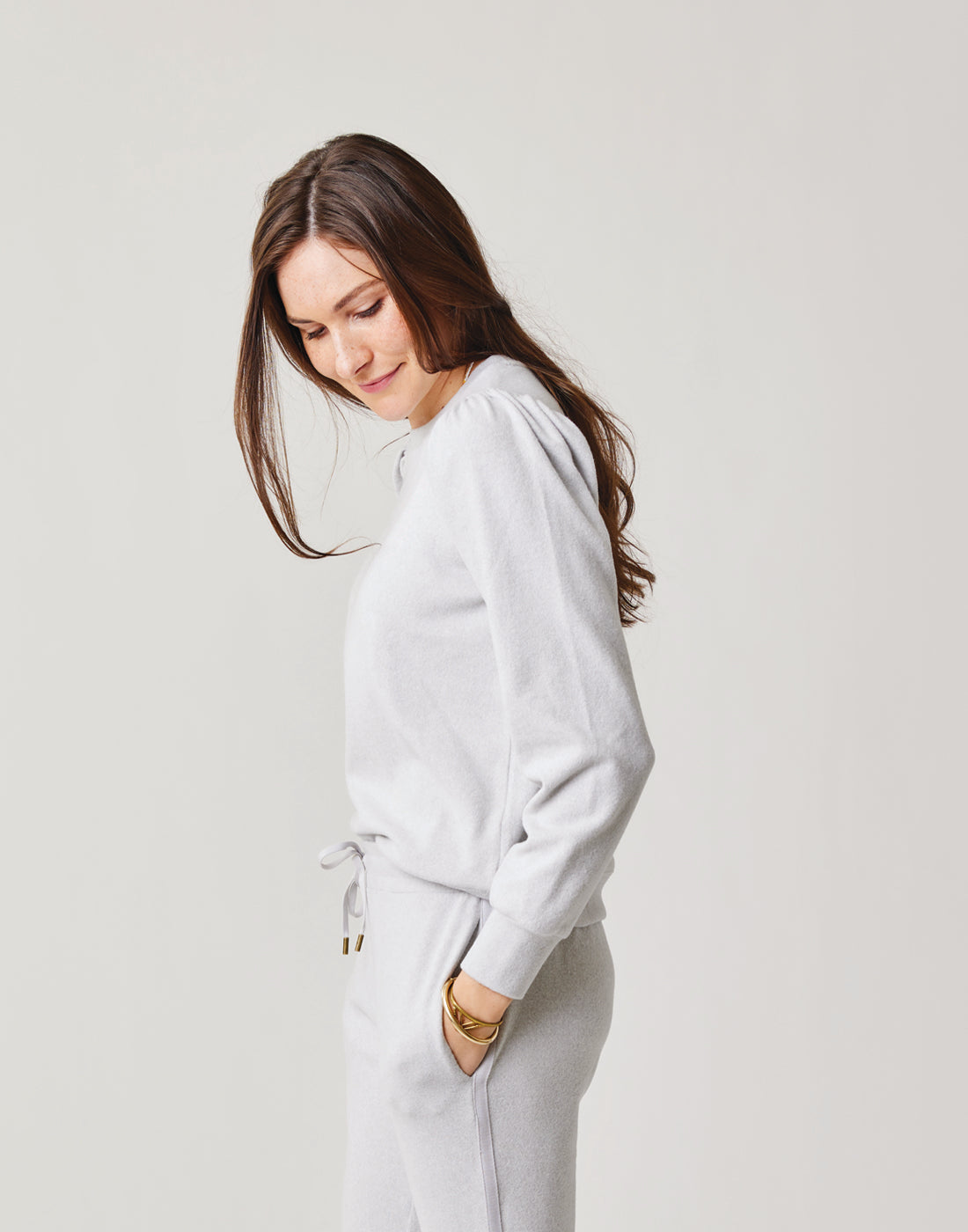 Naomi Sweatshirt: Light Grey Heather