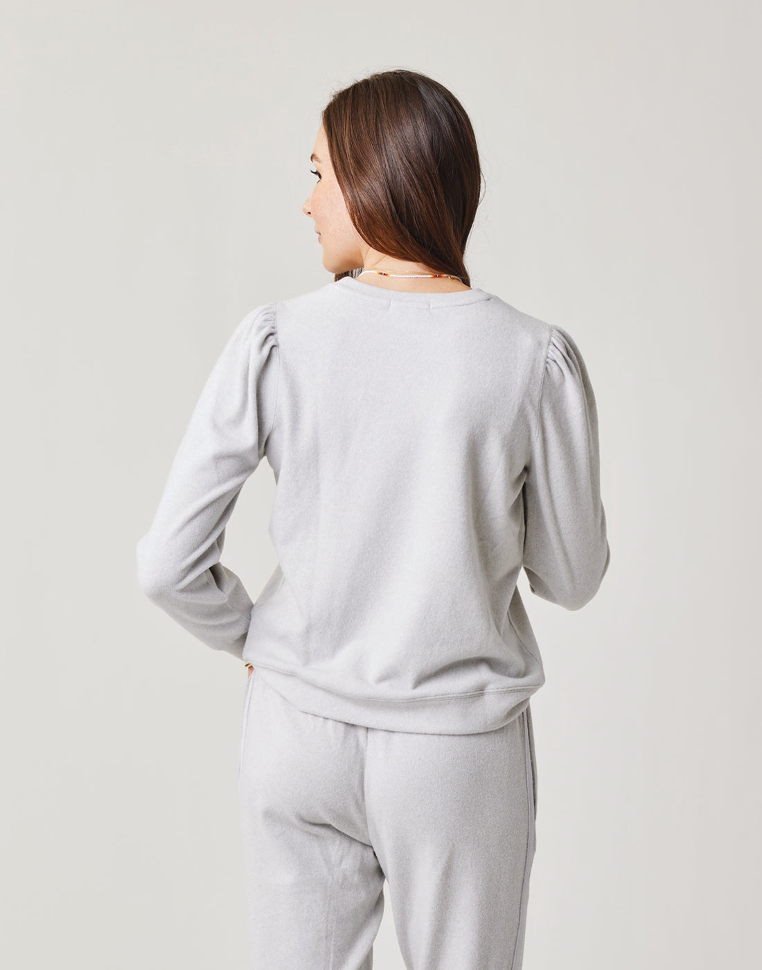 Naomi Sweatshirt: Light Grey Heather